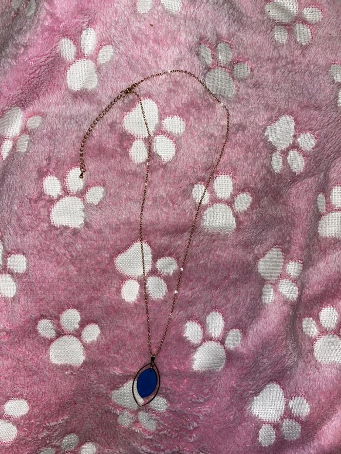 Collier doré cuir bleu - photo numéro 4