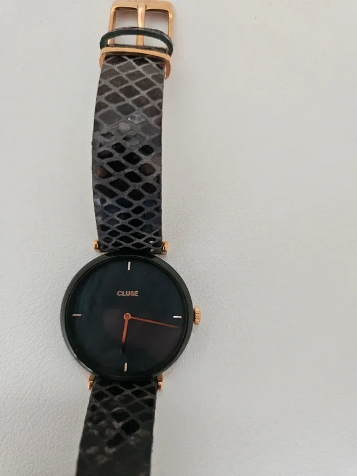 Montre Cluse noire - photo numéro 2