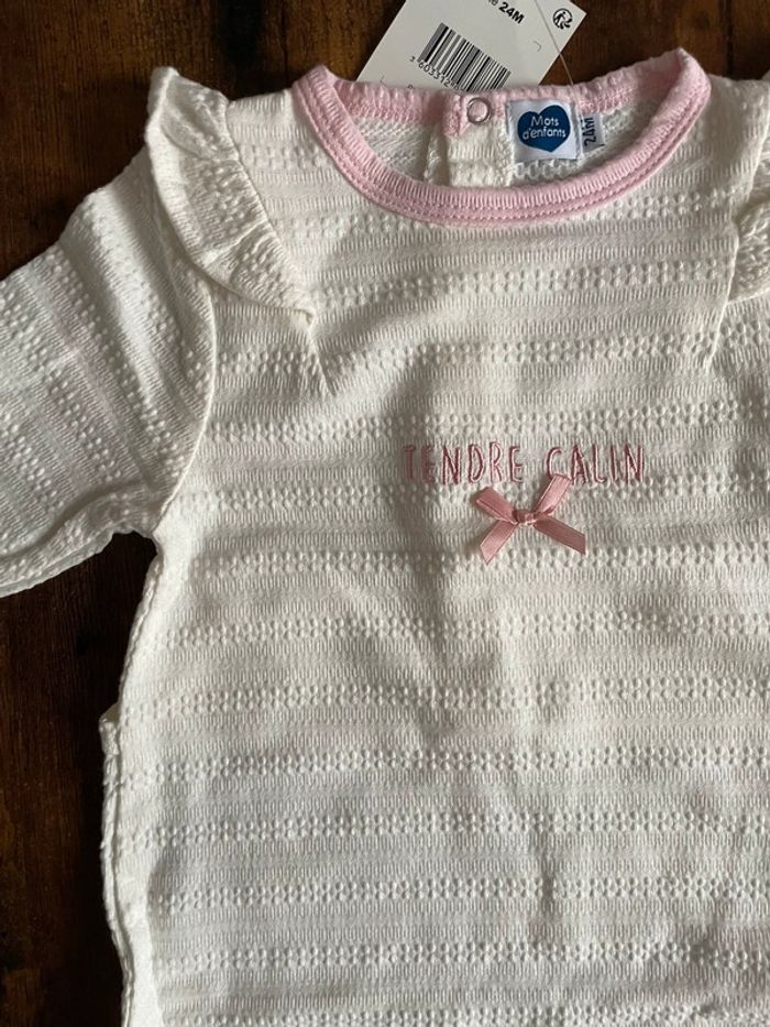 Magnifique pyjama blancs avec froufrous et noeud - photo numéro 2