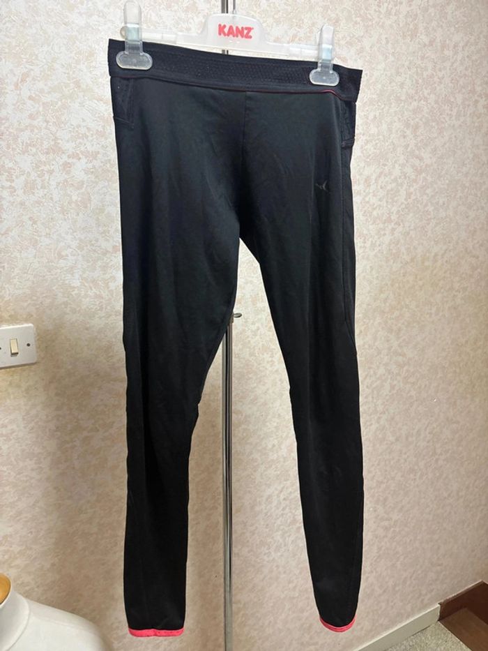 Leggings de sport taille 12ans (sans étiquette) marque domyos