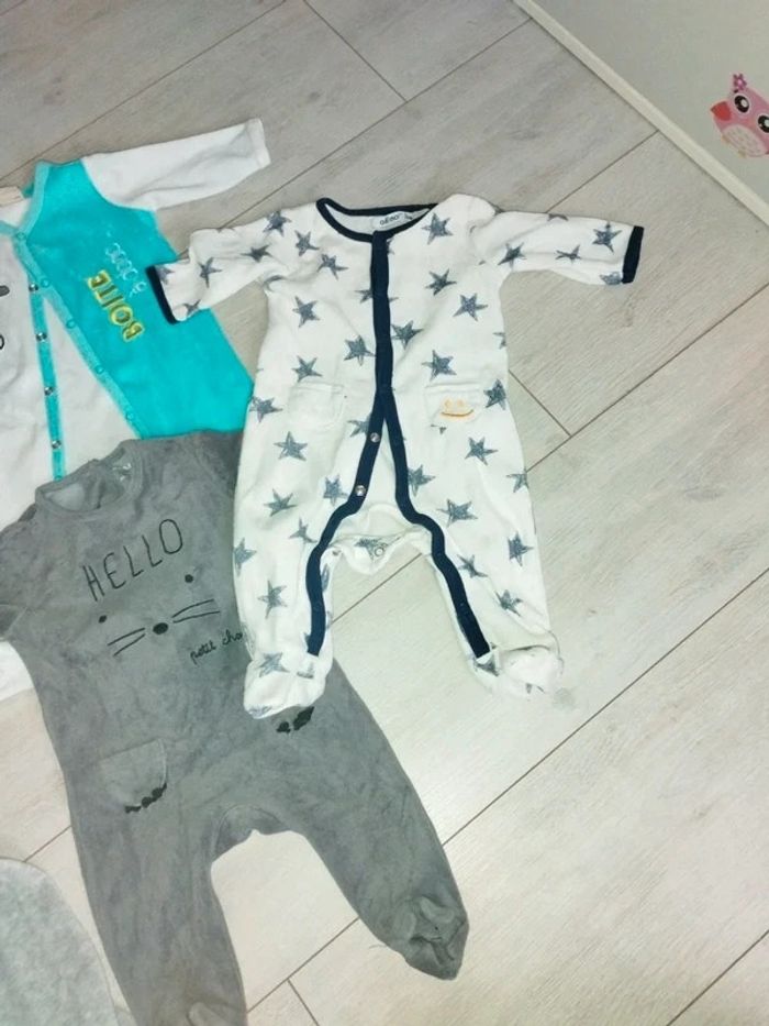 Lot pyjama bébé - photo numéro 5