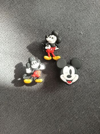 Charms accessoires chaussures crocs Mickey Mouse