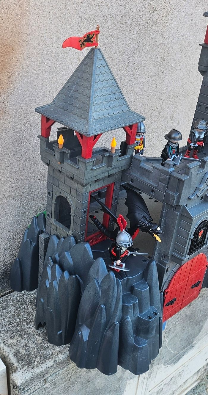 Châteaux playmobil chevalier - photo numéro 3