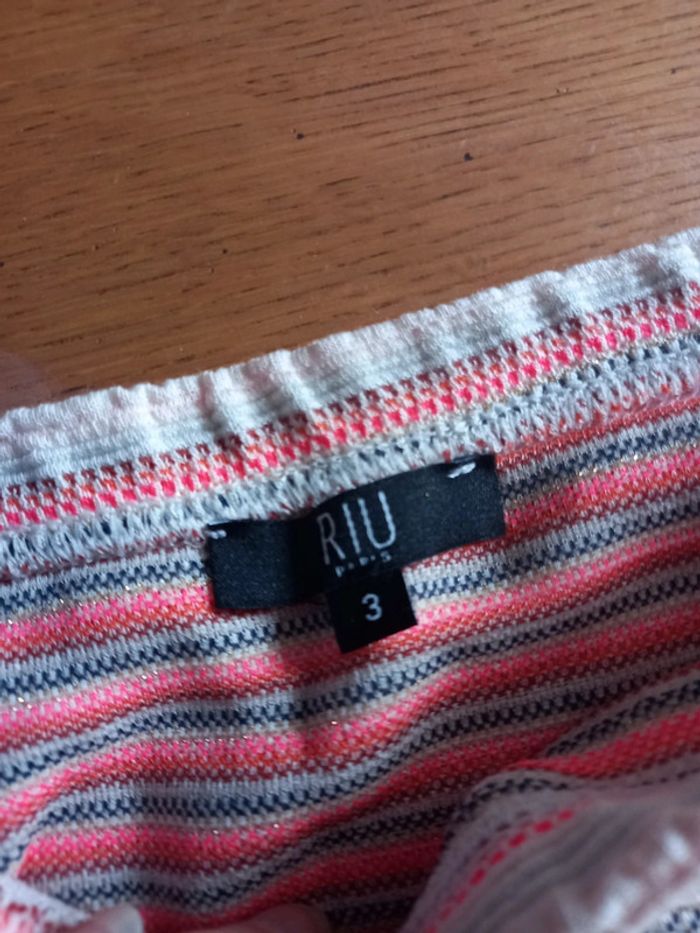 Jupe courte - photo numéro 3