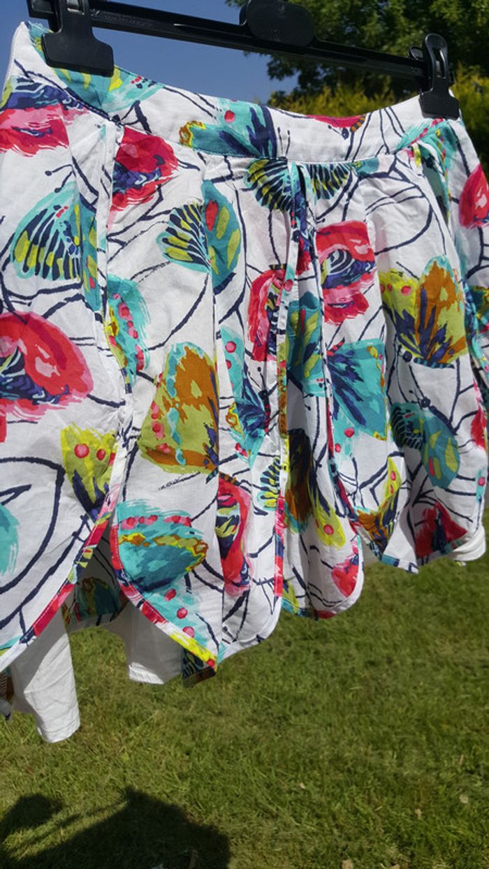 Magnifique jupe Catimini papillons 14 ans - photo numéro 2