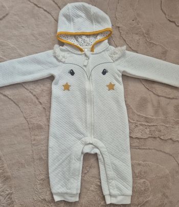 Sur-pyjamas sans pied