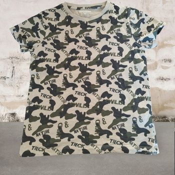 Tee shirt garçon 8 ans (119-131cm) In extenso