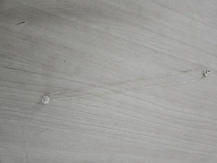 Collier boule de Swarovski