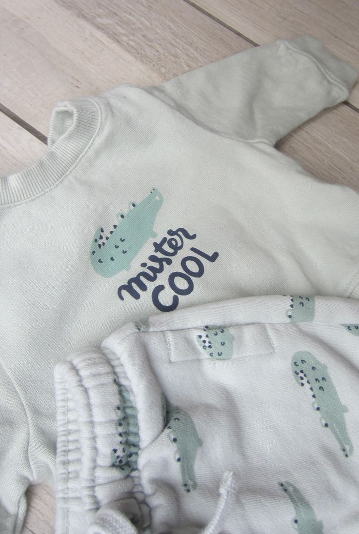 Ensemble sweat et pantalon 3 mois - photo numéro 2