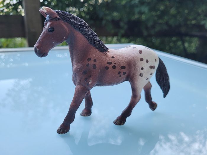 Lot de 3 Chevaux Scheich : 1 marron crinière tressée noeuds blanc, 1 brun et 1 brun et blanc tacheté - photo numéro 5