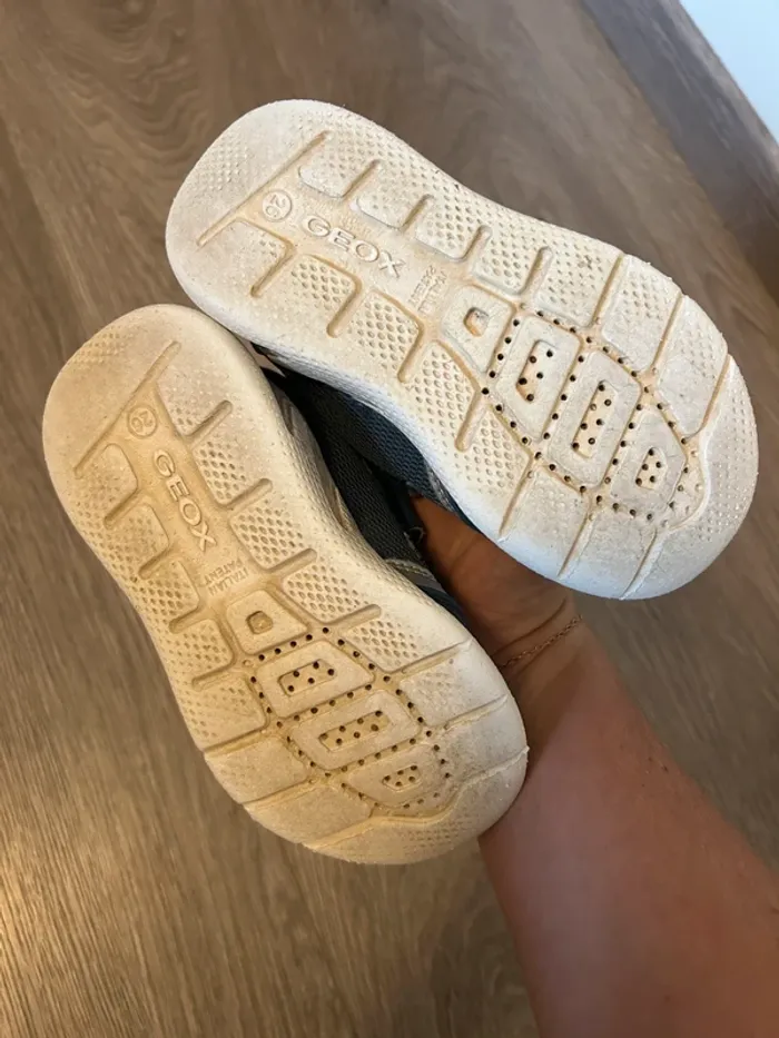 Basket chaussures geox 26 - photo numéro 3