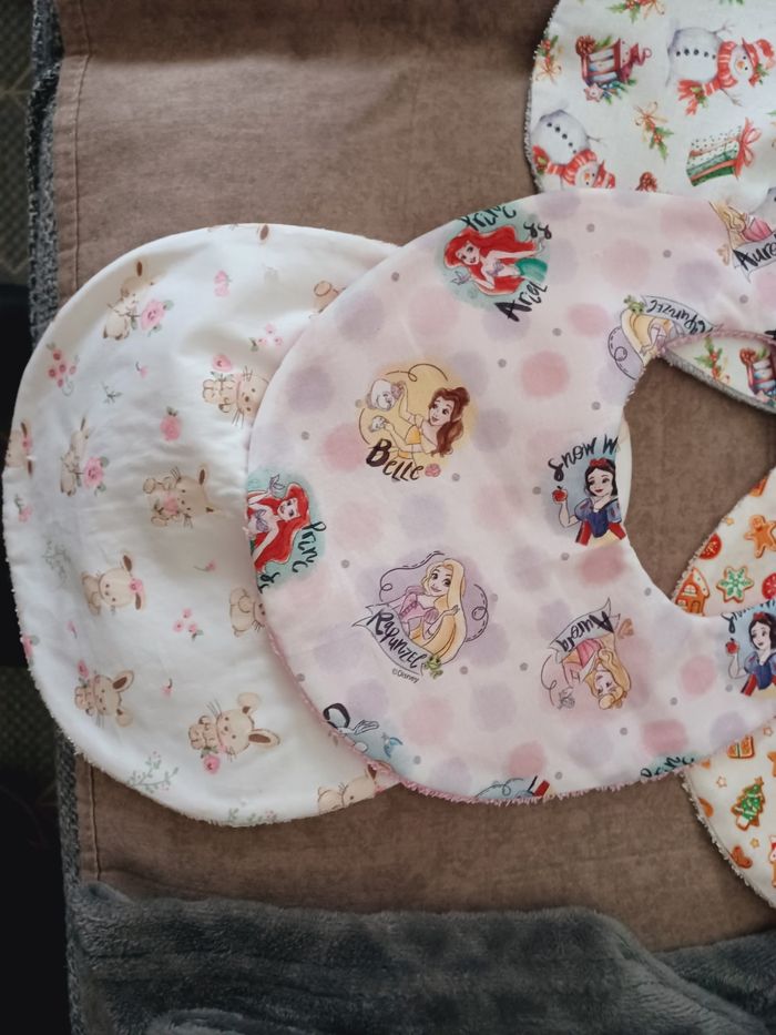 Bavoirs - photo numéro 3