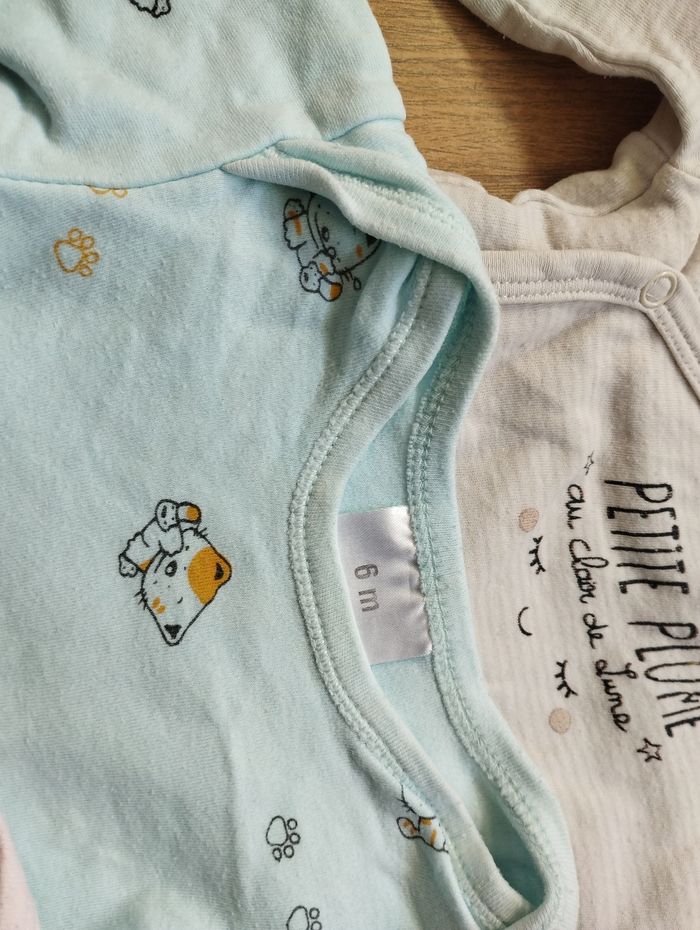 Lot 3 bodies 6 mois - photo numéro 3