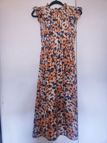Robe longue fleurie neuve