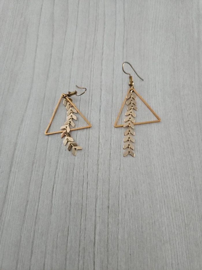 Boucle d'oreille triangle