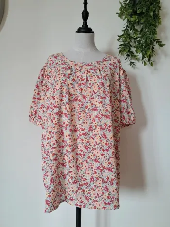 Blouse fleurie ample à manches courtes vintage