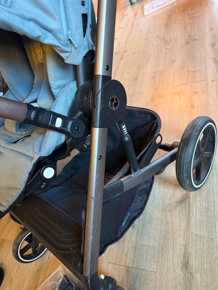 Ensemble poussette cyberx - photo numéro 5