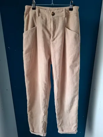 Pantalon Shein T36