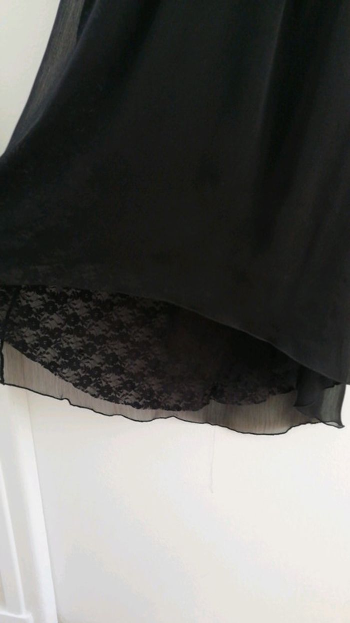 Robe noire - photo numéro 3