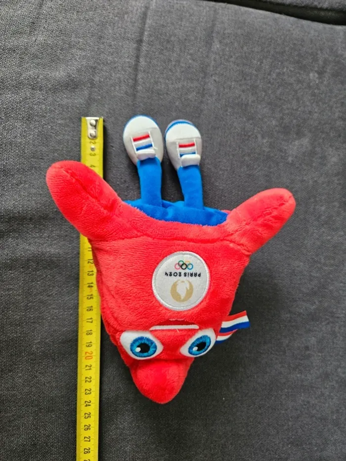 Mascotte des Jeux Olympique 2025 - photo numéro 2