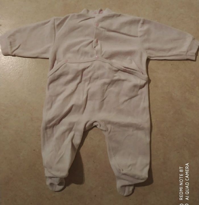 Pyjama rose 1 pièce 6 mois - photo numéro 3