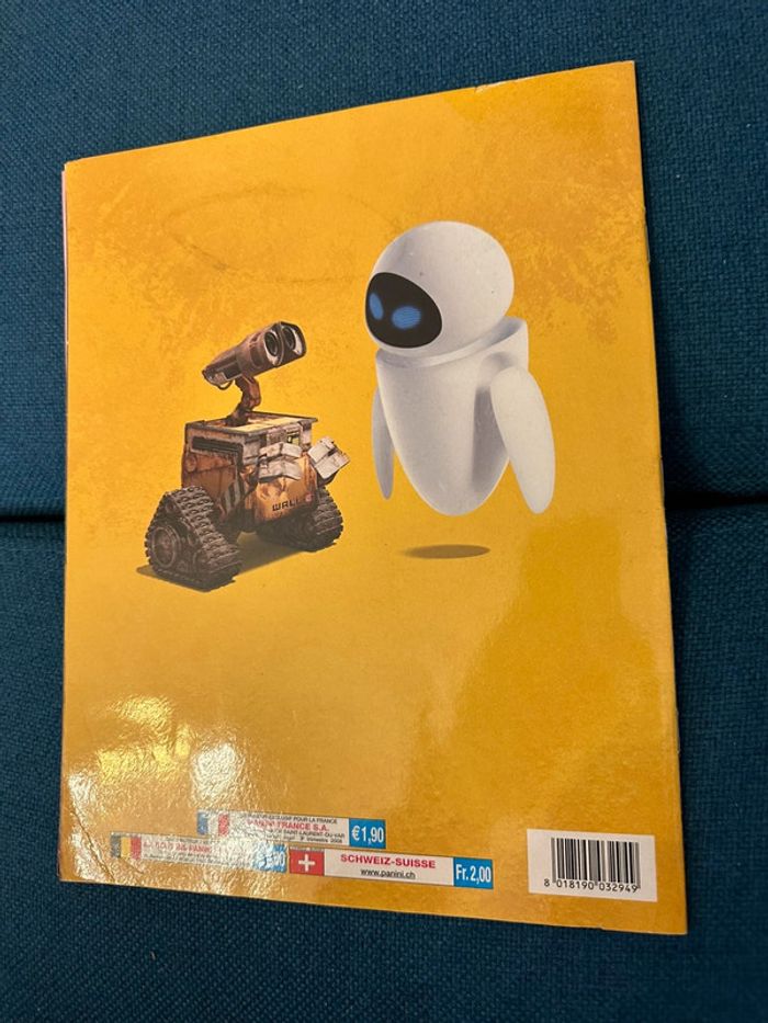 Album livre Panini complet stickers autocollants Disney Wall-e walle robot espace - photo numéro 2