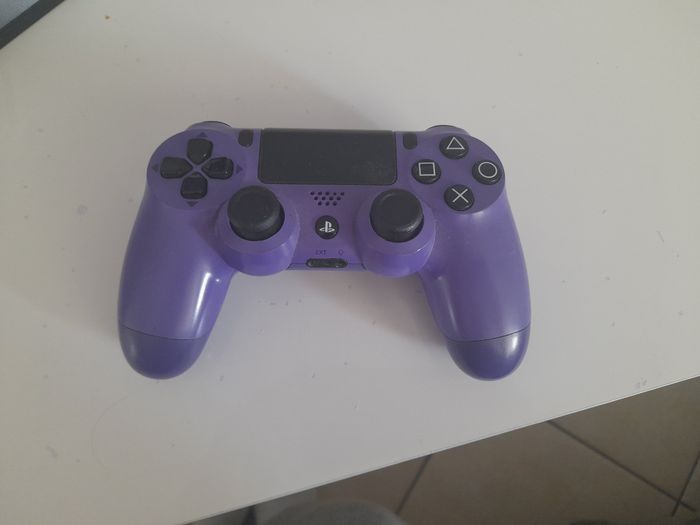 PlayStation 4 - photo numéro 2