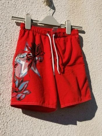 Short rouge tribord 10 ans