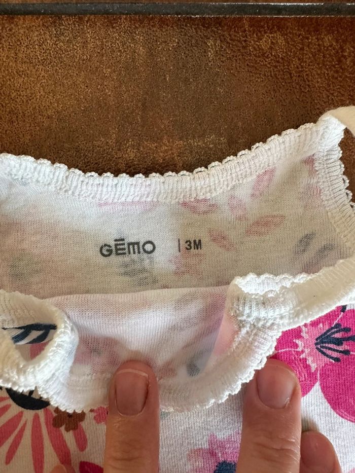 Lot body bretelle à fleur et cœur - photo numéro 4