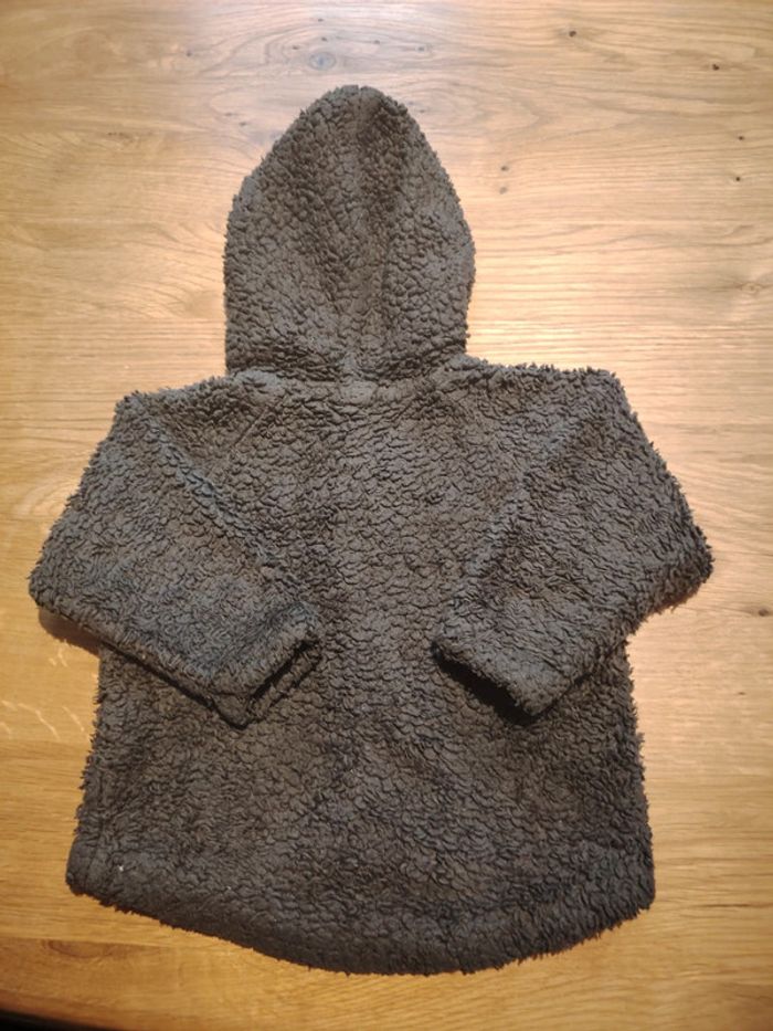 Petit pull taille 12 mois - photo numéro 2