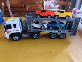 Camion porte voiture