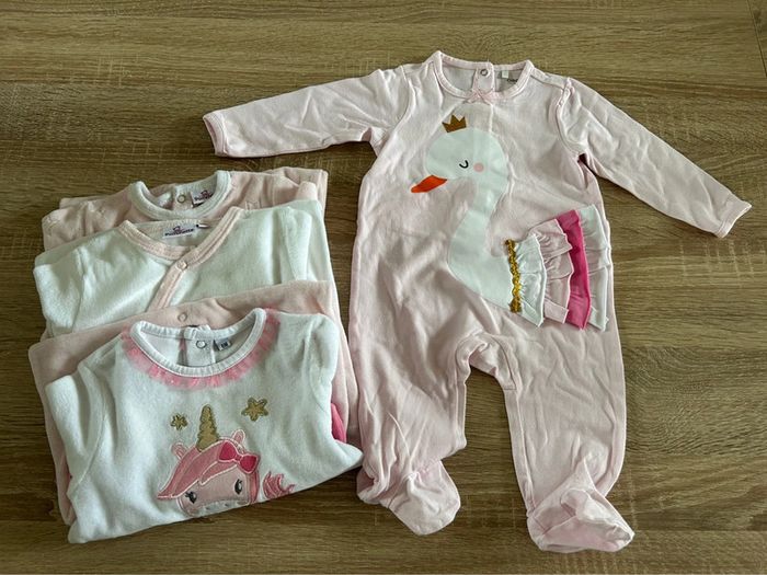 Lot 4 pyjamas - 6 mois