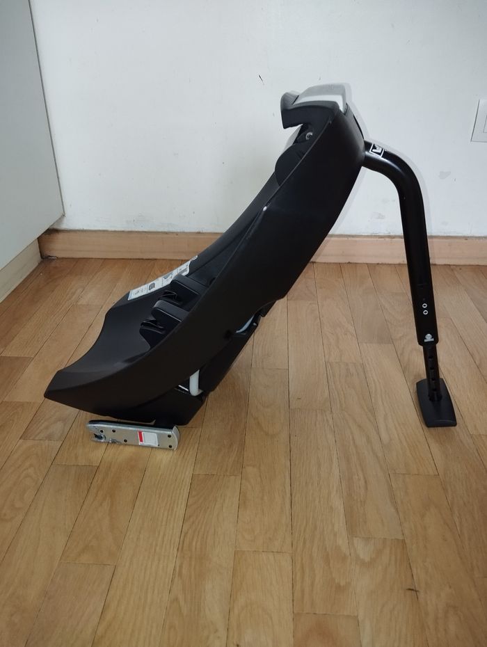 Ensemble poussette, coque Cybex aton5, base et adaptateurs - photo numéro 9