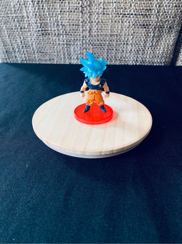 Figurine Son Goku Super Saiyan blue