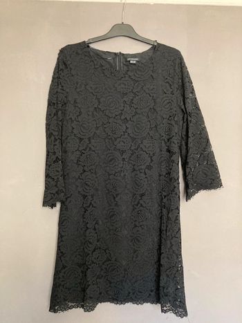 Robe dentelle 42