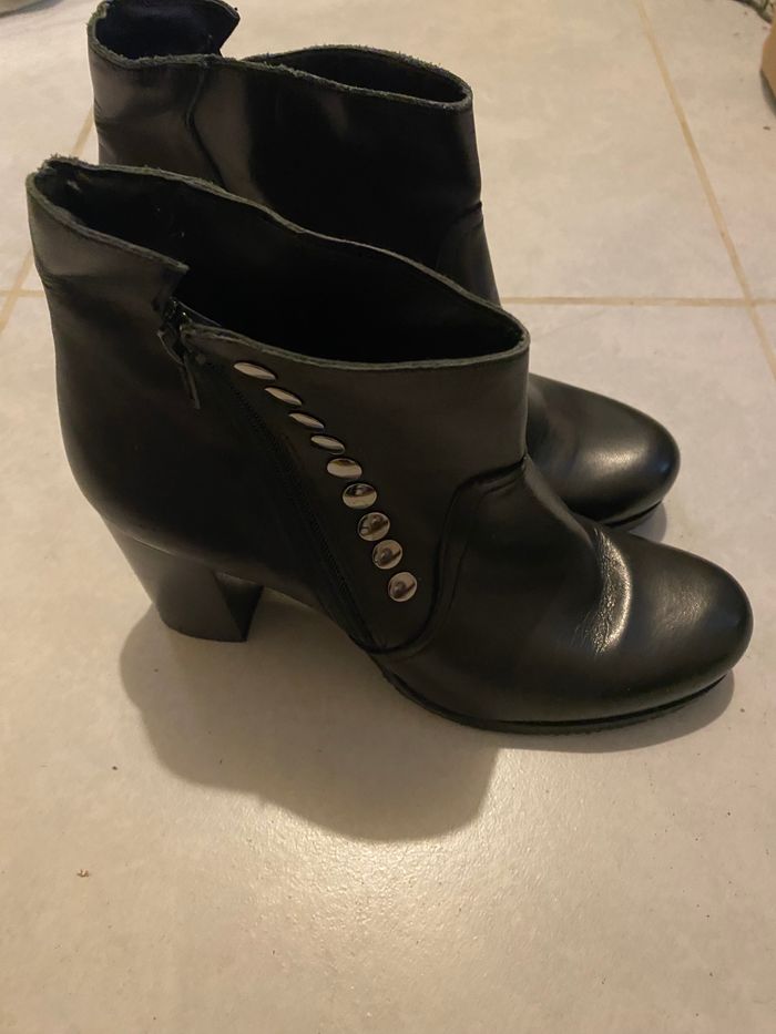 Bottine noir a talon 39