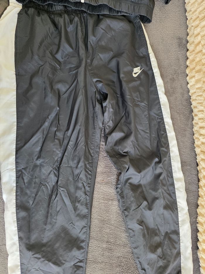 Ensemble jogging nike taille xs - photo numéro 3