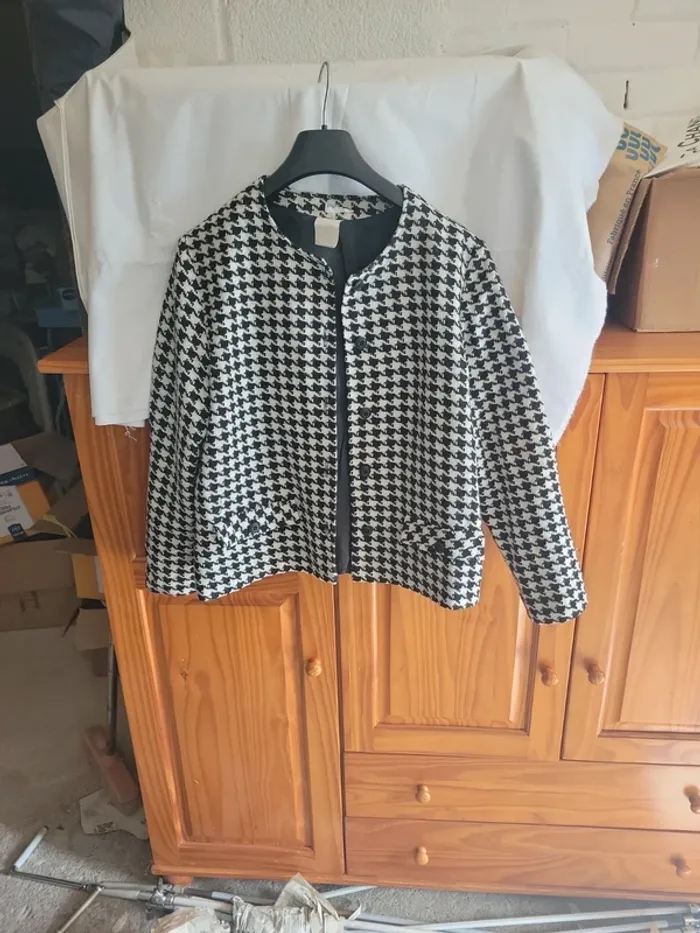 Jolie veste taille 44