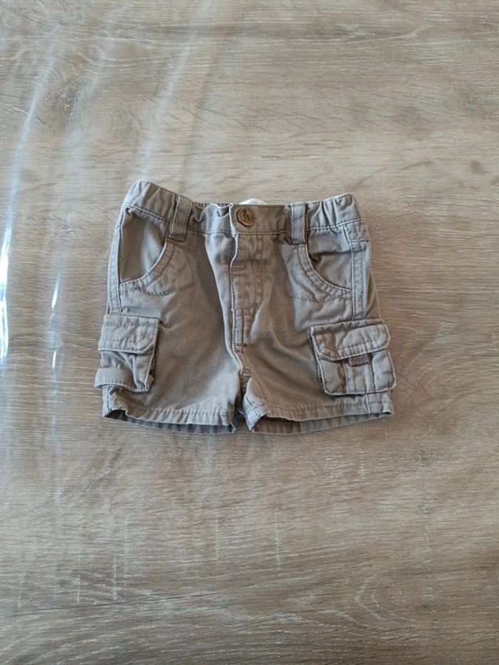 Short garçon 3 mois très bon état