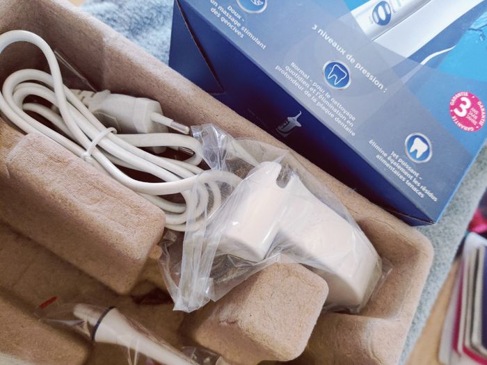Hydropulseur brosse jet nettoyage dent Nevadent, neuf dans boite - photo numéro 7