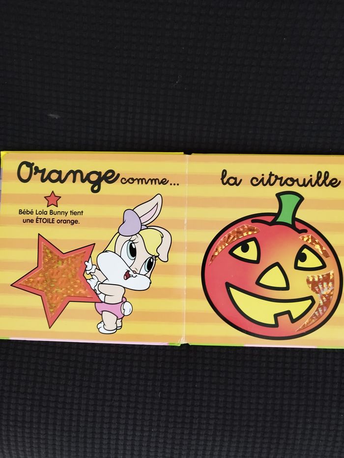 Livre imagier cartonné scintillant bébés toons  Les couleurs et les formes - photo numéro 2