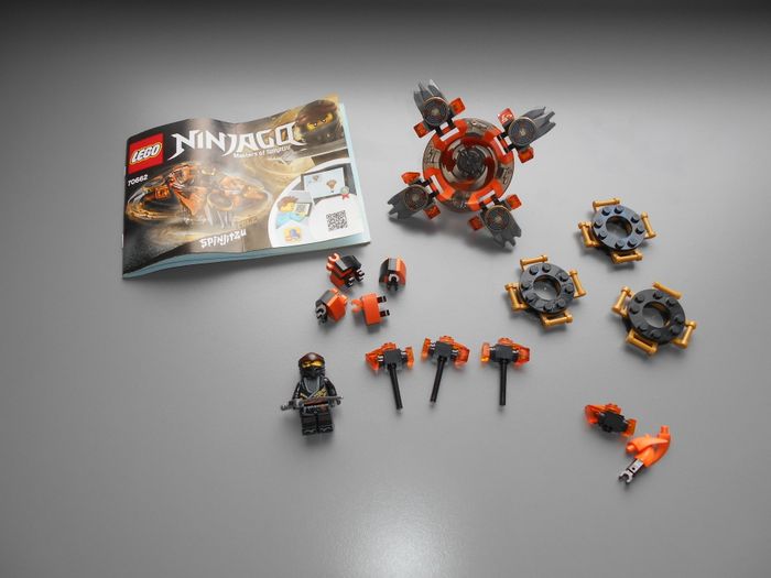 Lego Ninjago n°70662: Masters of spinjitzu (toupie)