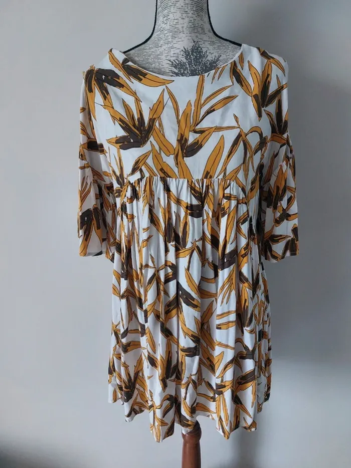 Robe courte fantaisie