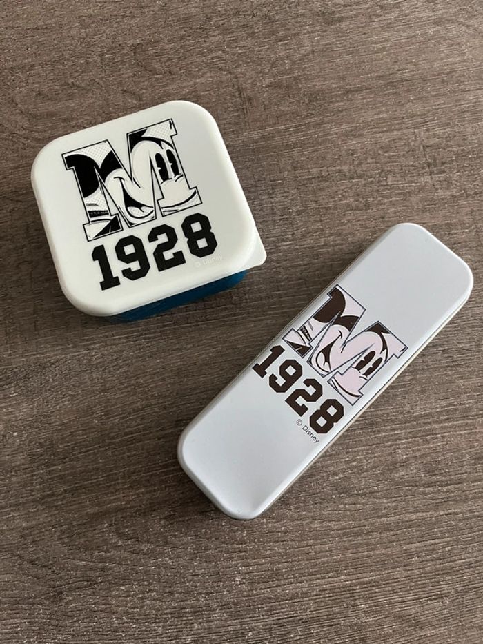 Ensemble boîte à goûter et boîte à crayon Mickey