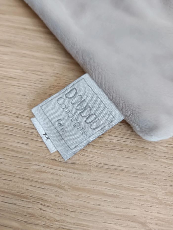 Doudou lapin blanc doudou et compagnie - photo numéro 3