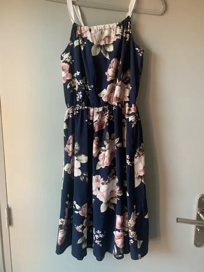 Robe courte - photo numéro 3