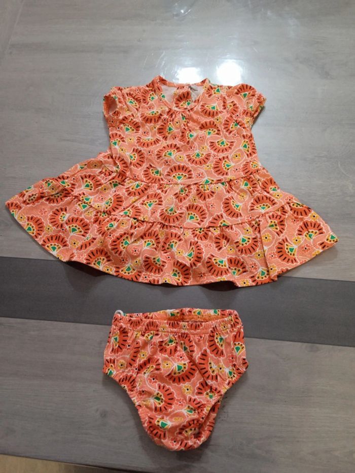 Robe corail 3 mois