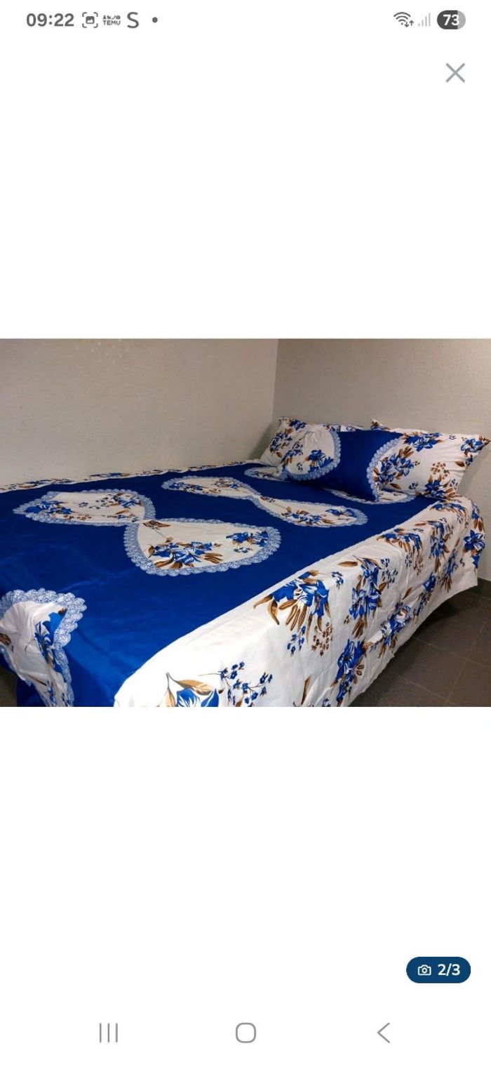 Drap de lit avec 4 taies d'oreiller - photo numéro 2