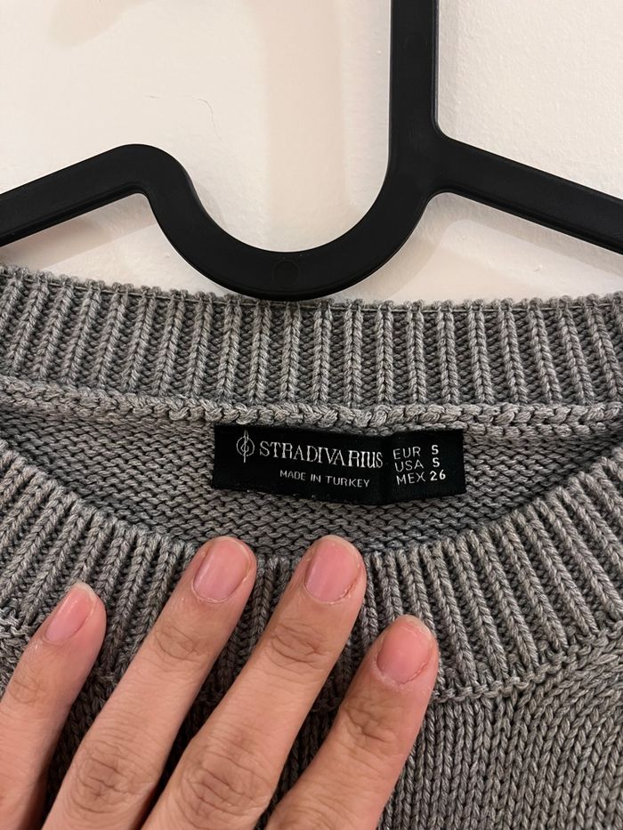 Pull gris Stradivarius - photo numéro 3