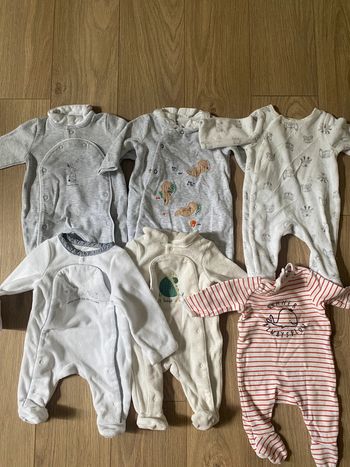Lot 6 pyjama velours 1 mois